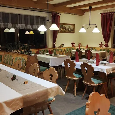 Landgasthaus Backhof-helmle Otel *